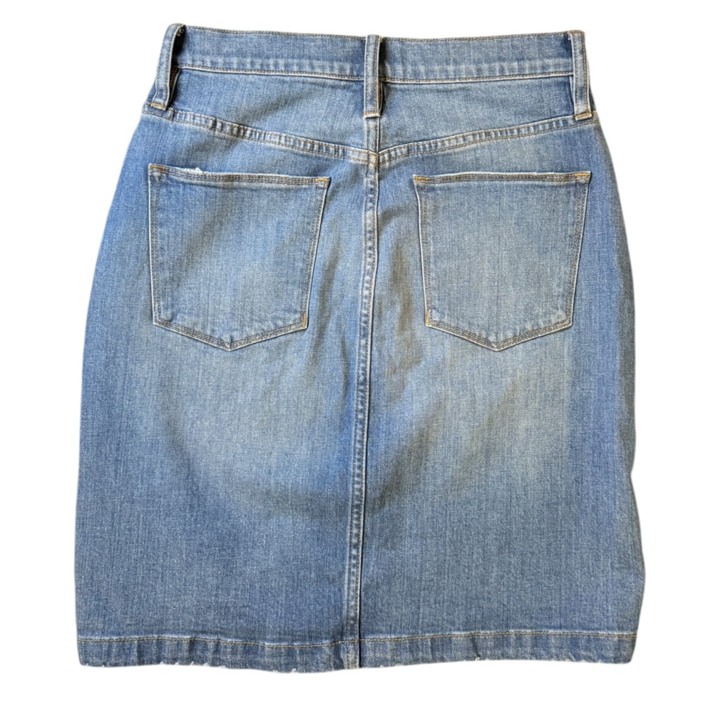 J. Crew Women's Blue Diatressed Denim Skirt Copper Button Detail Size 28 - Picture 3 of 6